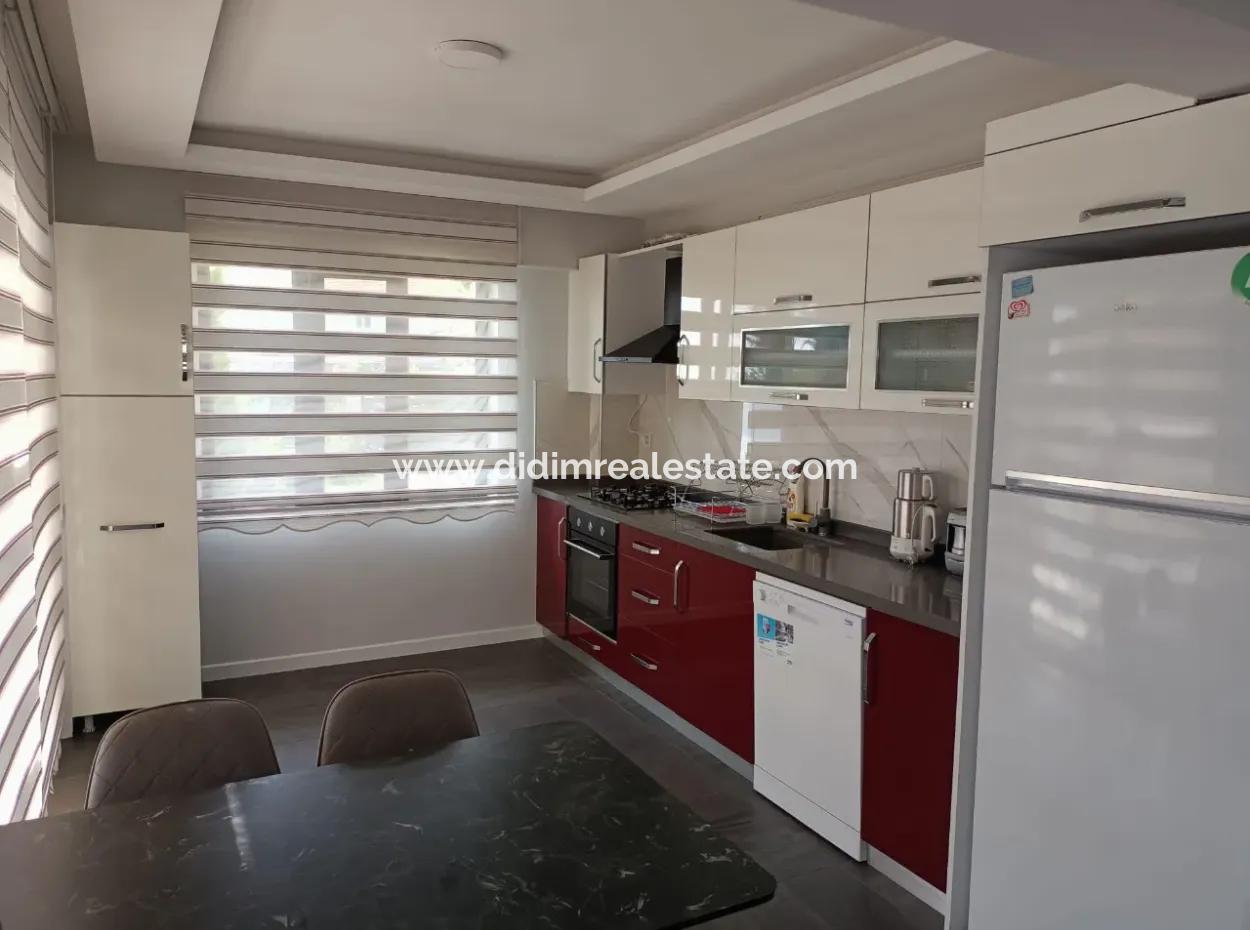 Villa Zum Verkauf In Marmaris Söğüt Village, Mit Herrlichem Meerblick, Swimmingpool, Parkplatz, 3 Zimmer, 1 Wohnzimmer, Garten, 200M2 Nutzfläche