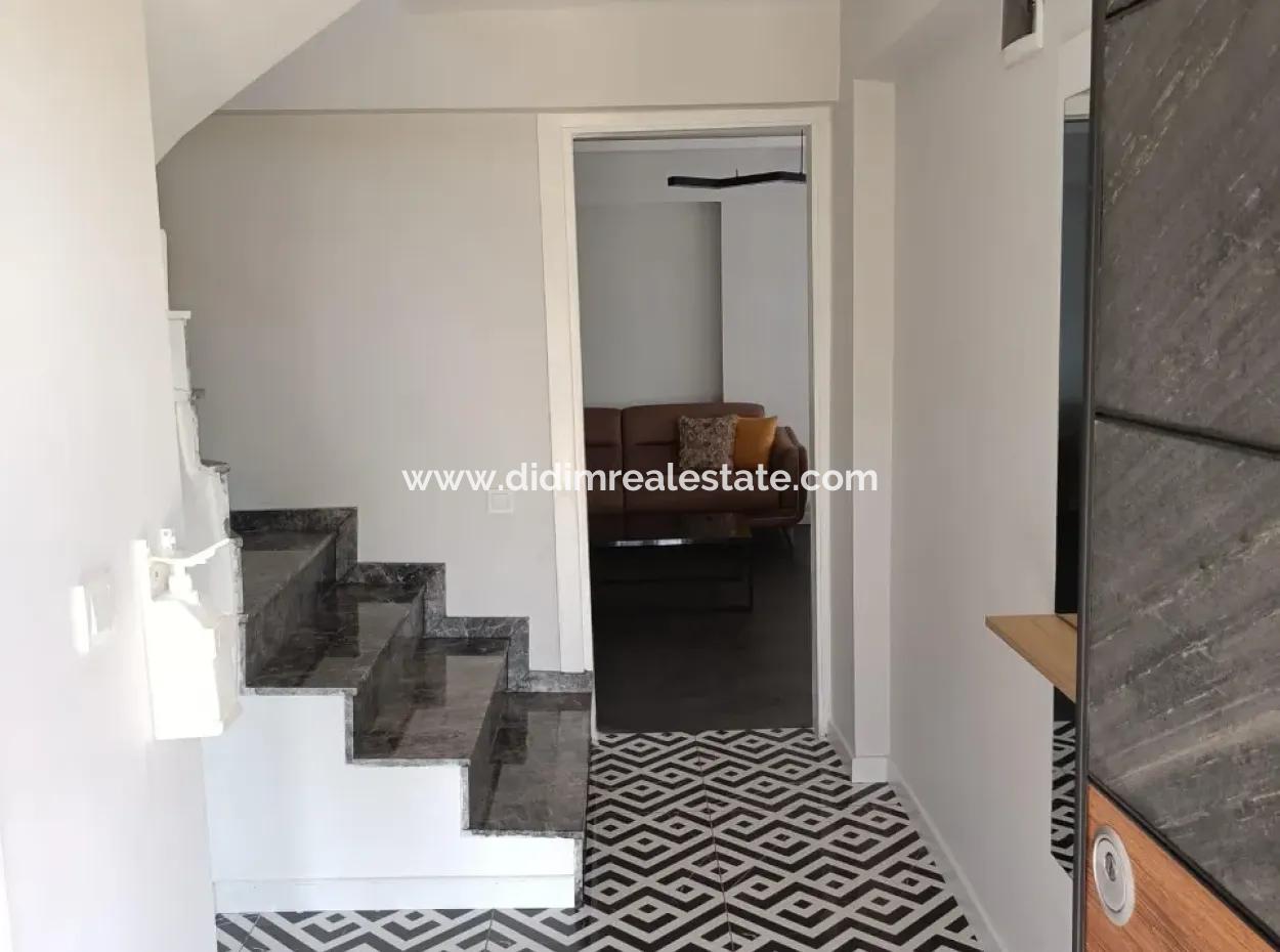 Villa Zum Verkauf In Marmaris Söğüt Village, Mit Herrlichem Meerblick, Swimmingpool, Parkplatz, 3 Zimmer, 1 Wohnzimmer, Garten, 200M2 Nutzfläche