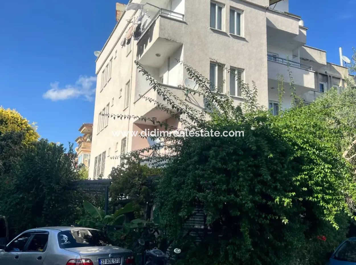 Komplettes Gebäude Mit 7 Wohnungen Und 1 Geschäft Zum Verkauf Im Zentrum Von Marmaris