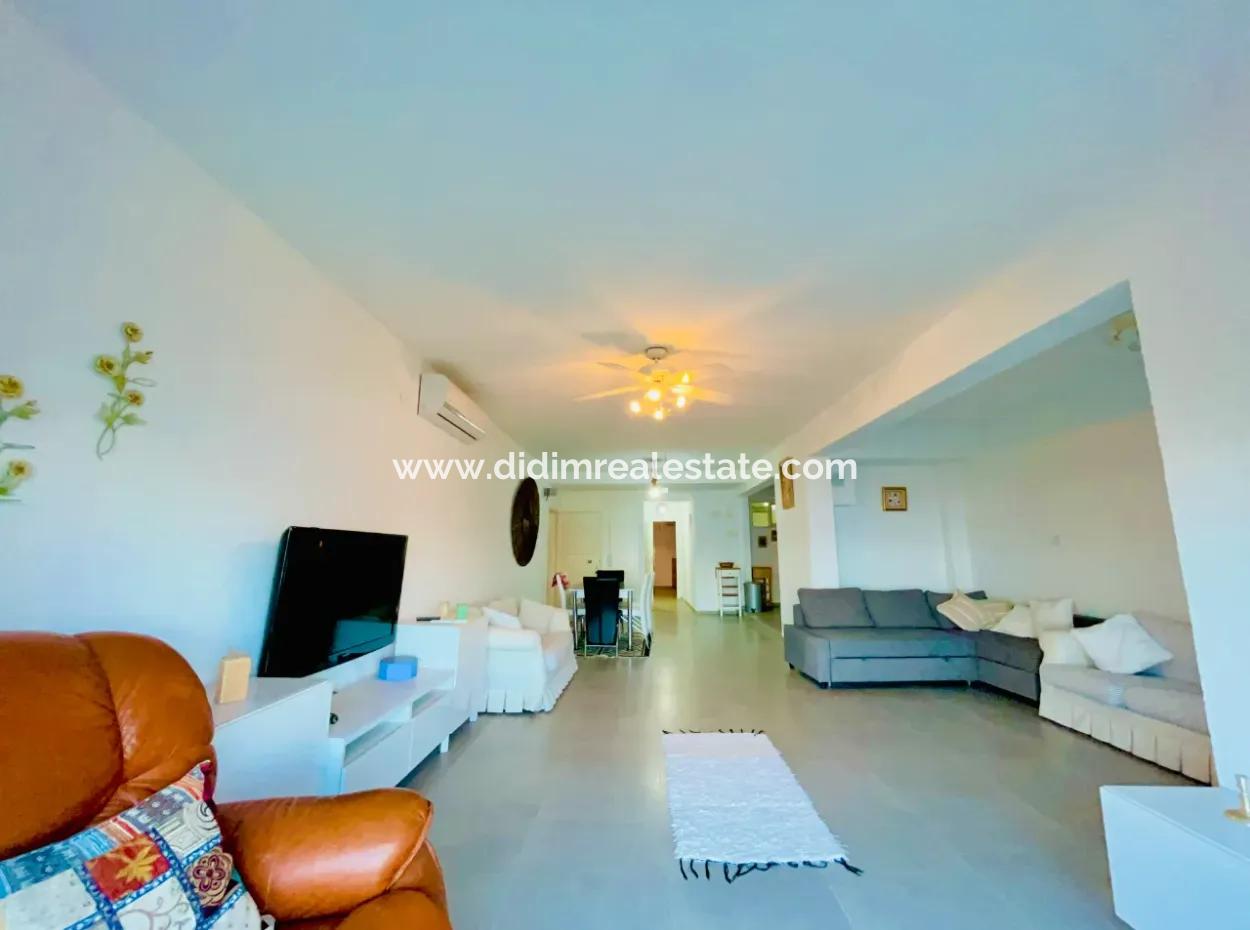 Sie Sind Nur Wenige Schritte Vom Meer Entfernt. Wirklich! Wohnung Direkt Am Wasser.