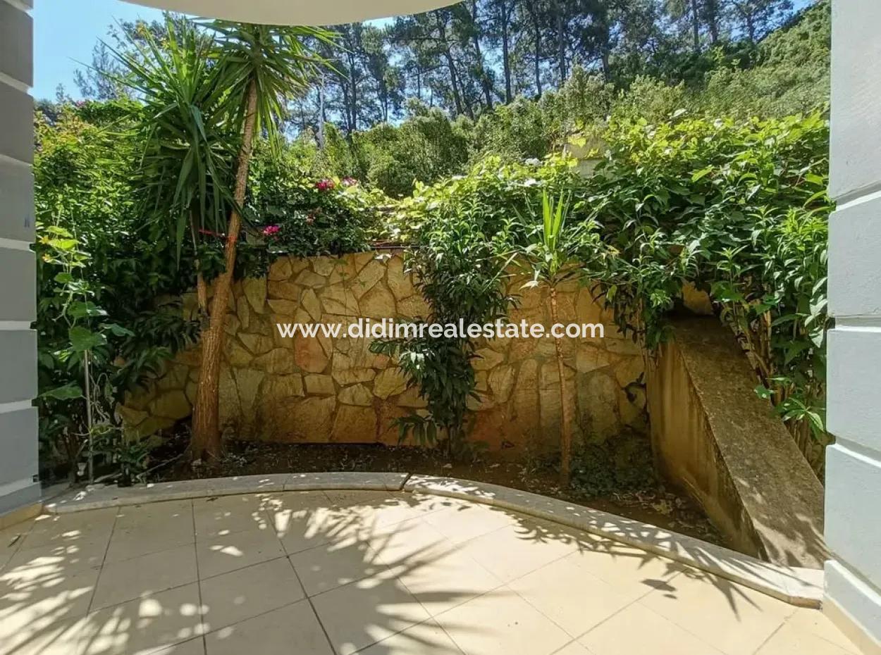 3 1 Garten-Maisonette-Wohnung Zum Verkauf In Beldibi Im Stadtteil Marmaris In Einem Komplex Mit Blick Auf Die Natur Swimmingpool