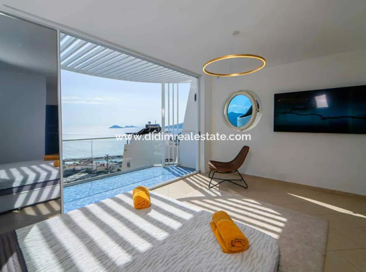 Eine Freistehende Villa Zum Verkauf Mit Einem Herrlichen Pool Mit Meerblick In Kalkan Ist Eine Maßgeschneiderte Villa