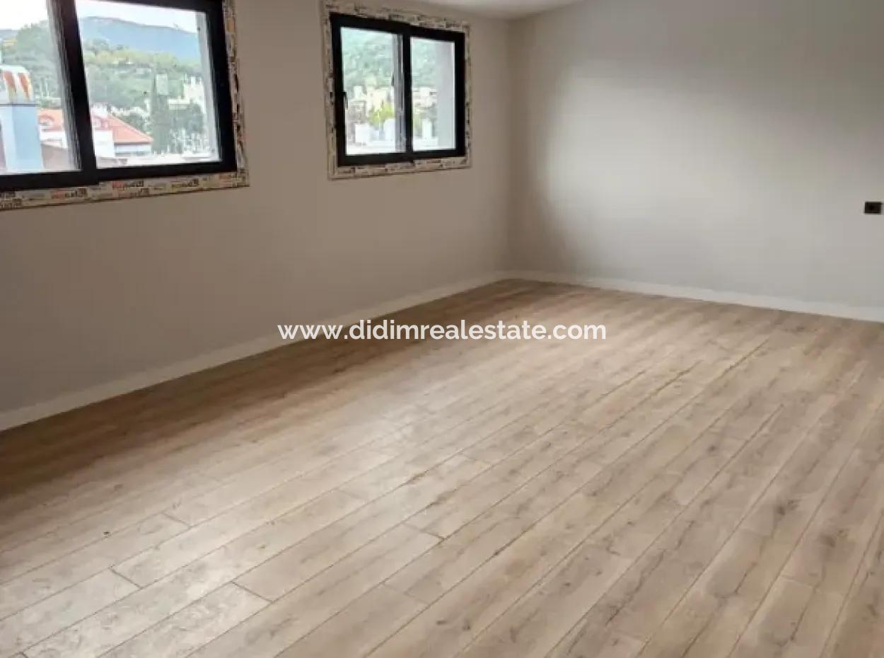 Siteler Neighborhood 3 1 Obere Doppelhaushaus Zum Verkauf