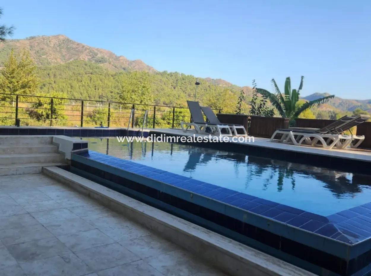 Ortaca-Stadtteil Zum Verkauf 10.000 M² Maßgefertigtes Bauernhaus Mit Pool