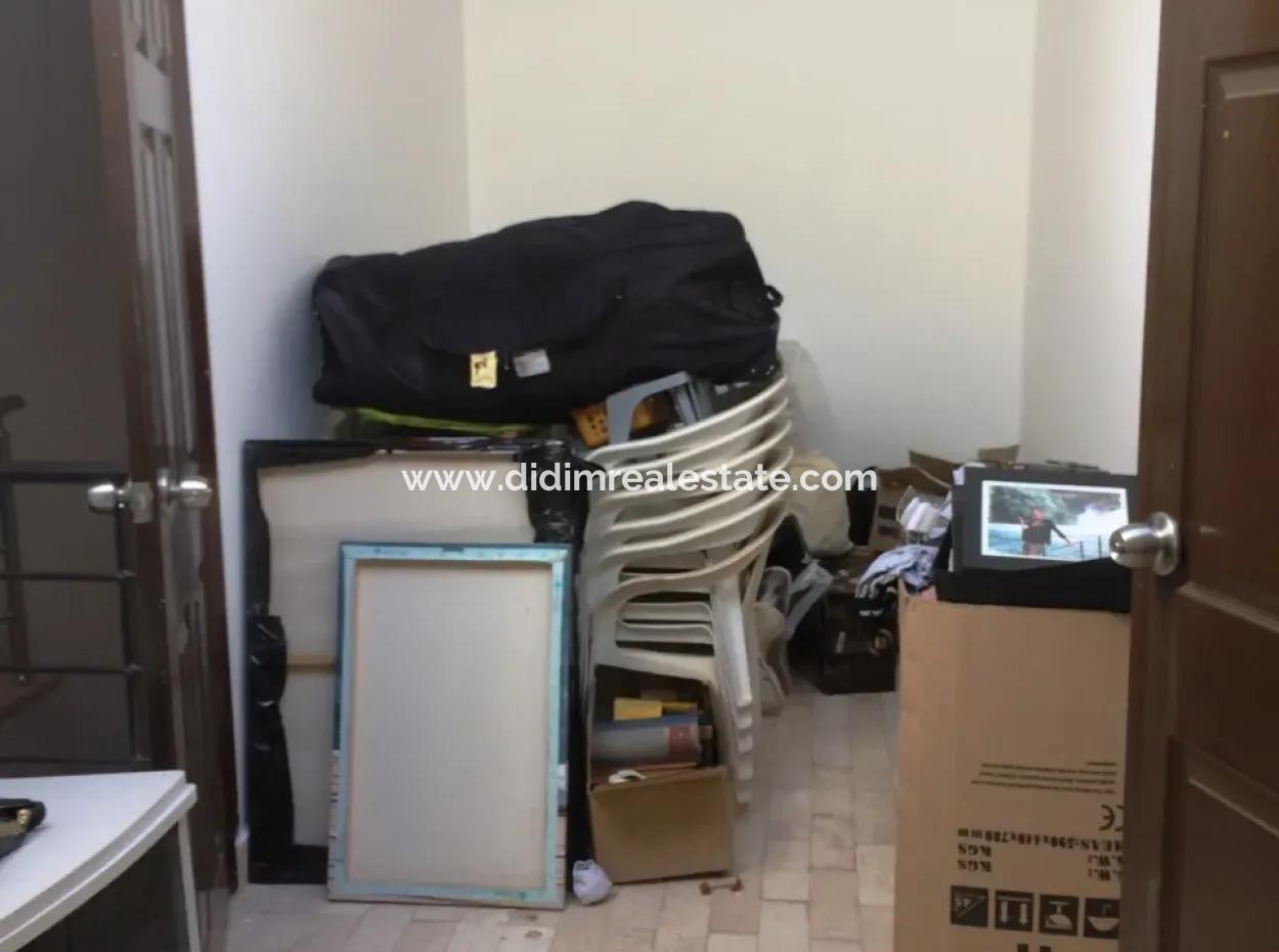 10 Bedroom 2 With Pool In The Centre Of Marmaris.2500M2 Plot Is For Sale In Our Estate.