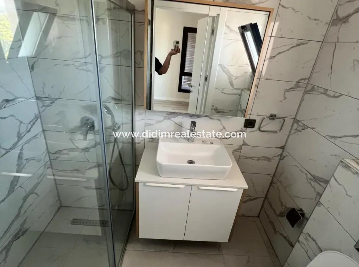 Villa For Sale In Marmaris Çetibeli Neighborhood With 3 Bedrooms And 3 Bathrooms In A Complex With A Detached Garden And Swimming Pool With Forest View