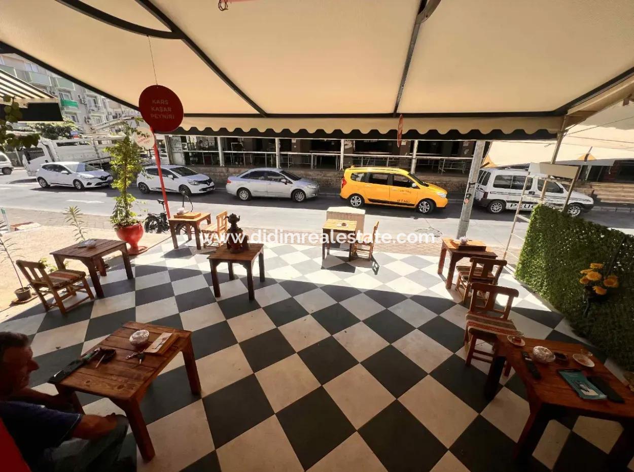 Shop For Sale In The Bustling Center Of Marmaris With Ready Customers With Its Unique Concept