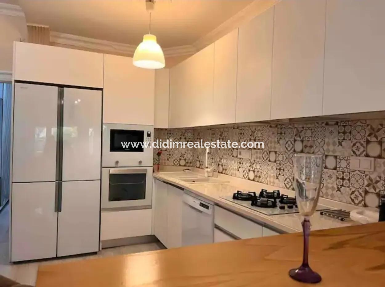Çıldır Mahallesi 2 1 Garden Duplex Flat For Sale