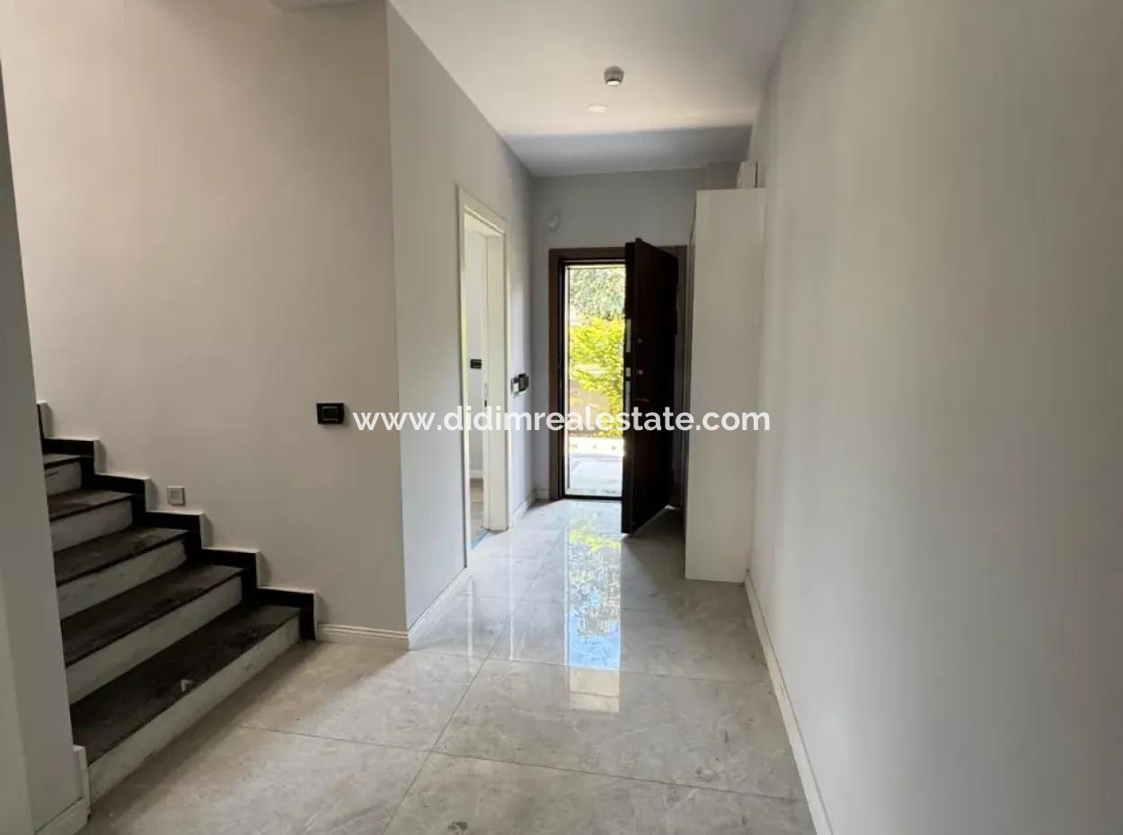 Kemeraltı Neighborhood 4 1 Detached Villa For Sale