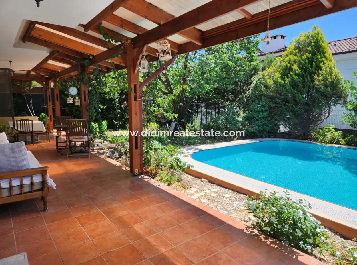 Armutalan Neighborhood 4 1 Fully Detached Pool Villa For Sale