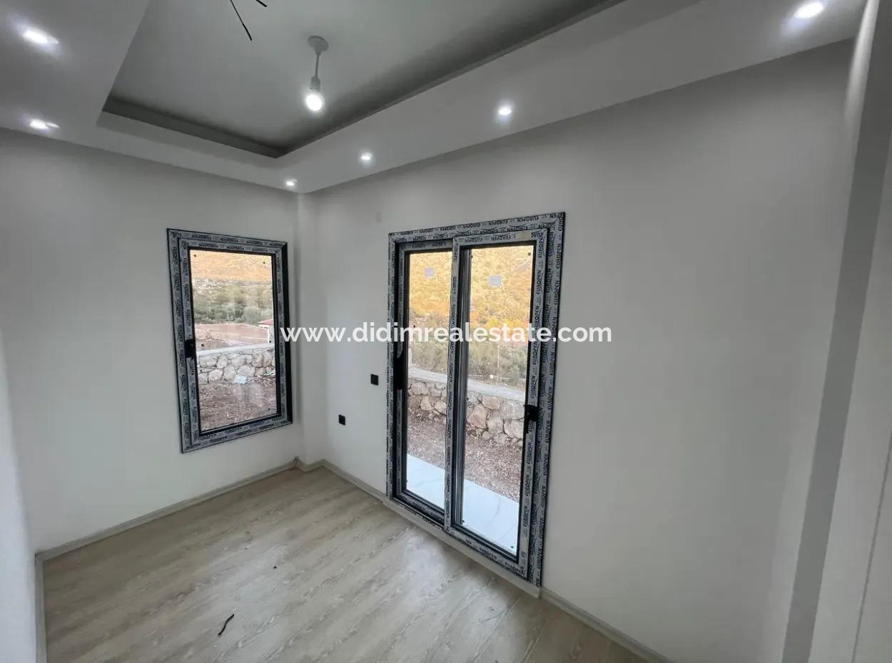 Marmaris Bozburun Mahallesinde Deniz Manzaralı 8 Odalı Satılık Butik Otel