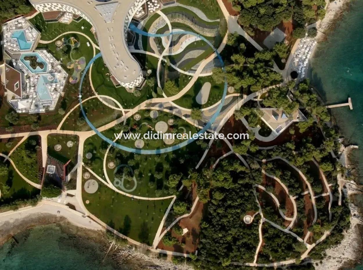 Marmaris Bölgesinde 5 Yıldızlı Otel  Yatırımına Uygun Arsa Satılık