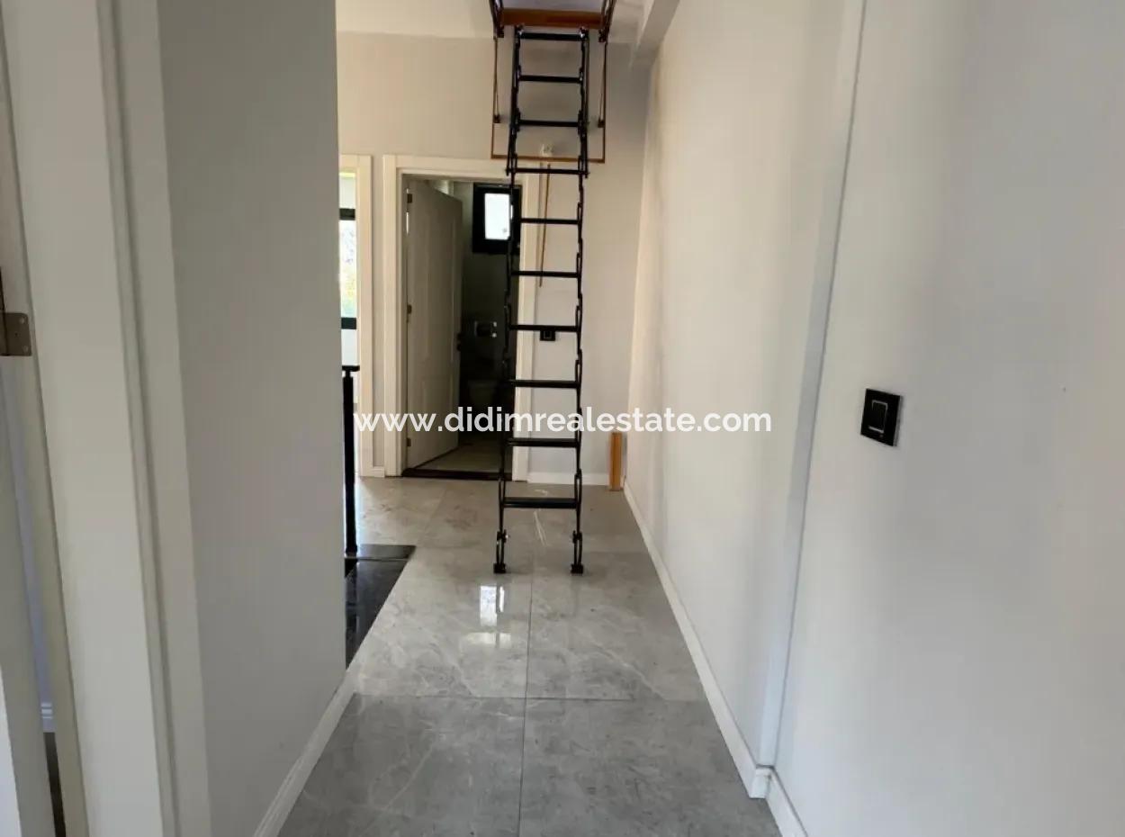 Kemeraltı Mahallesi 4+1 Satılık Müstakil Villa