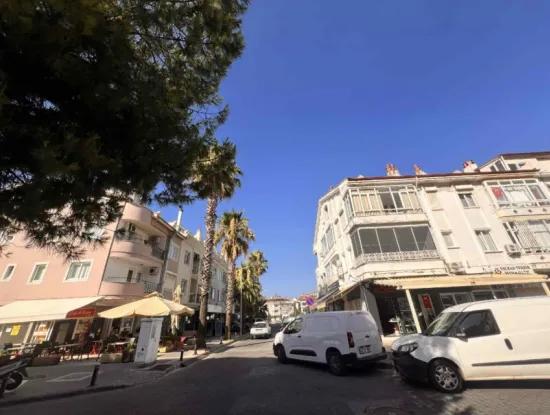 Marmaris Marina Bölgesinde Katma Değeri Yüksek Köşebaşı 120M2 Satılık Mağaza